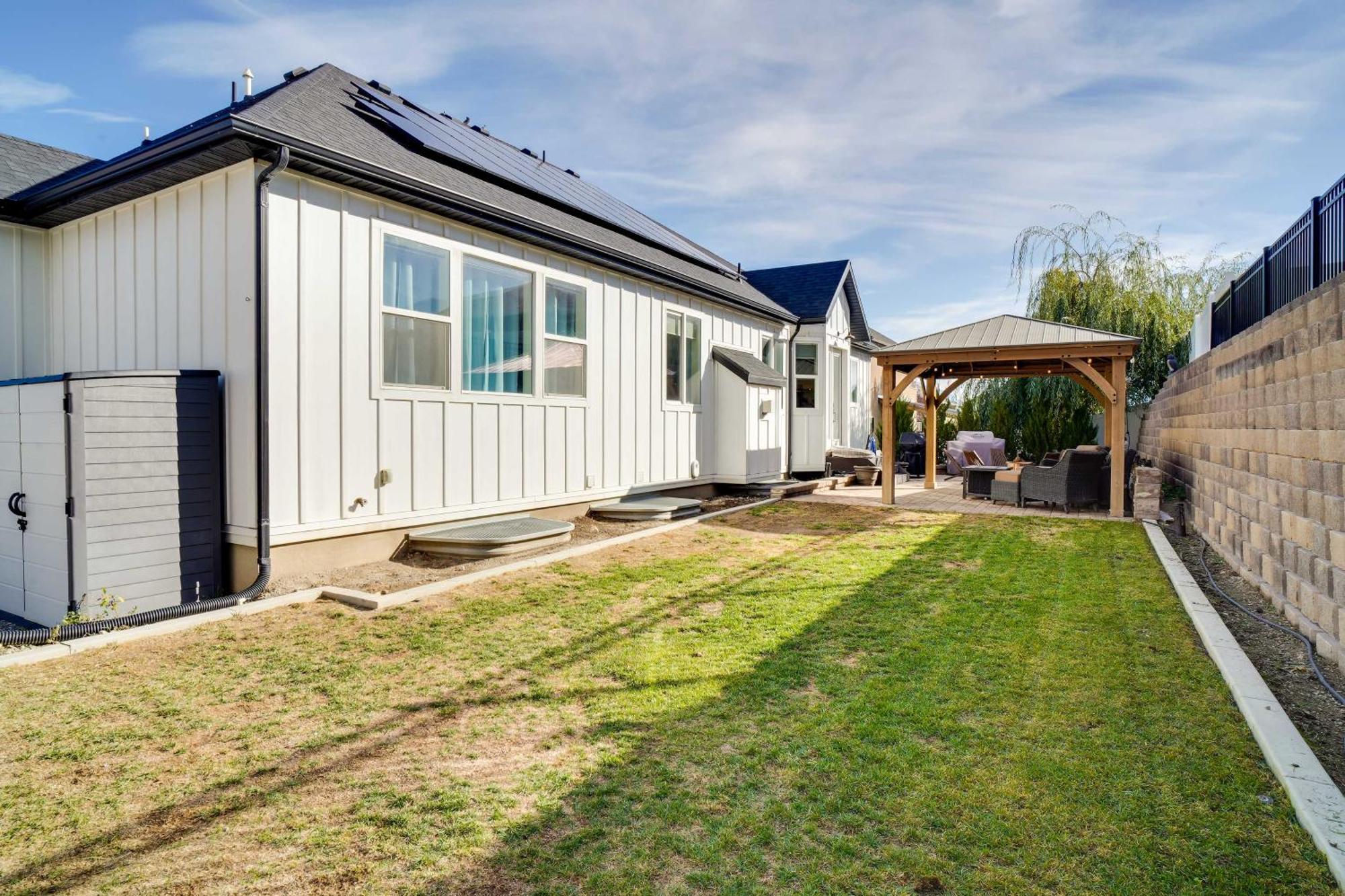 Contemporary Home With Grill Near Utah Lake! Saratoga Springs Ngoại thất bức ảnh