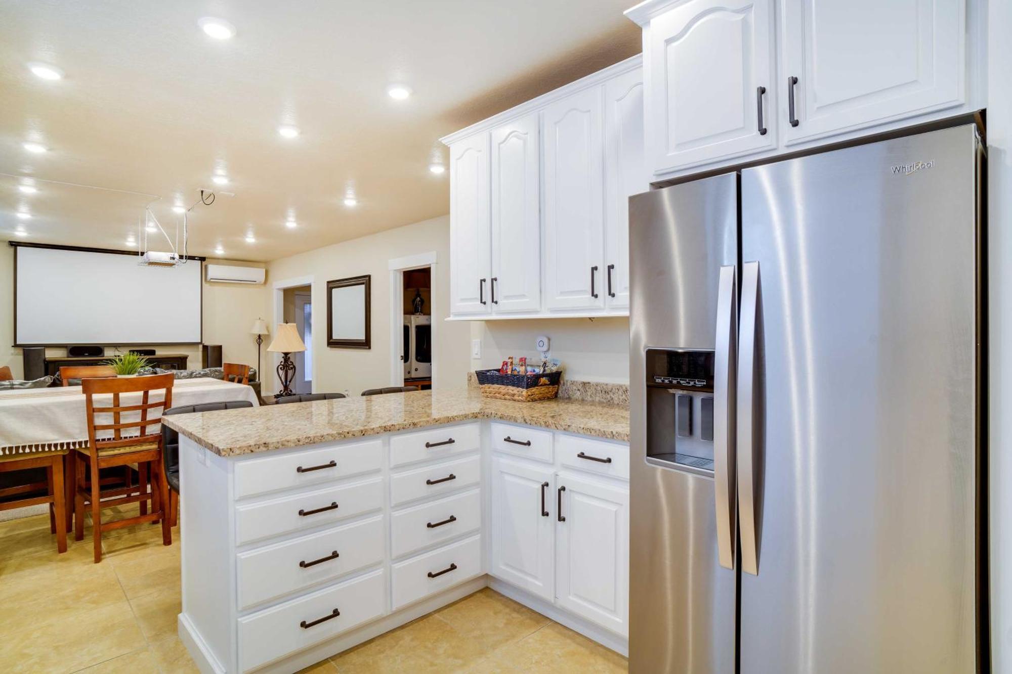 Contemporary Home With Grill Near Utah Lake! Saratoga Springs Ngoại thất bức ảnh