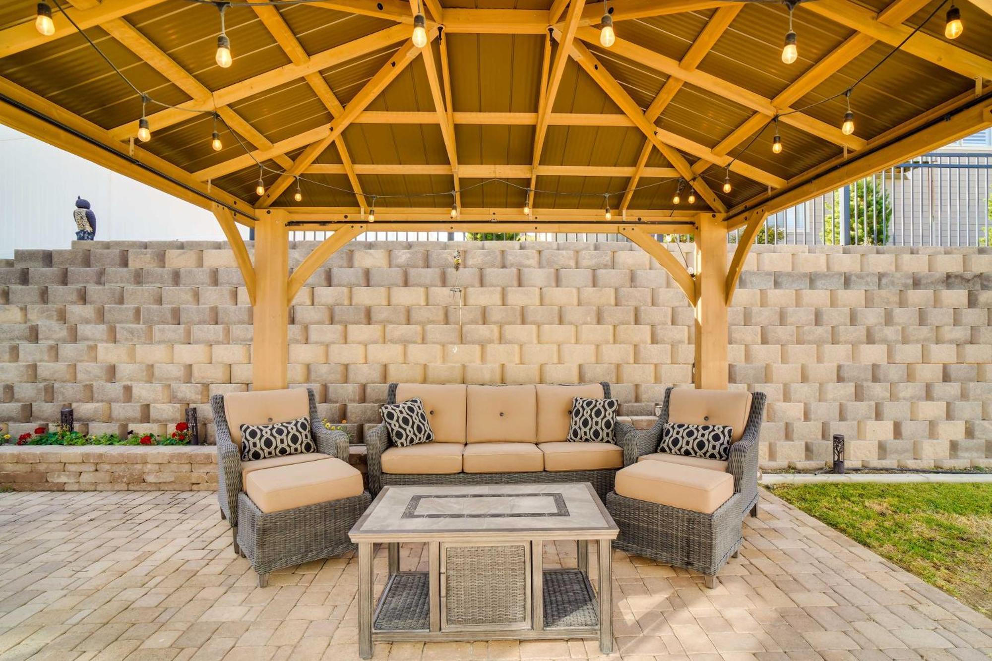 Contemporary Home With Grill Near Utah Lake! Saratoga Springs Ngoại thất bức ảnh