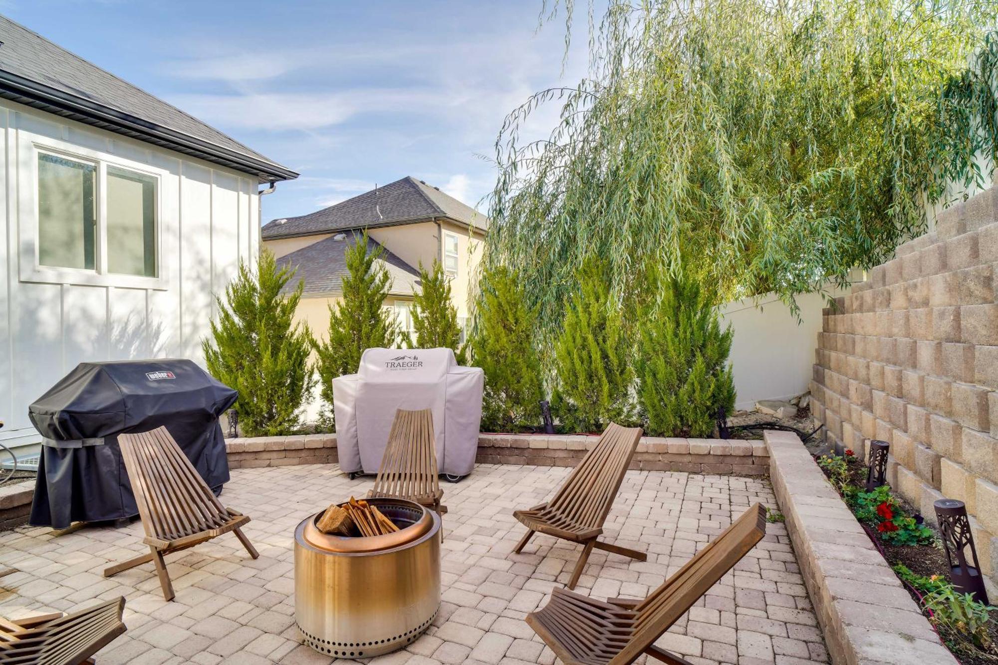 Contemporary Home With Grill Near Utah Lake! Saratoga Springs Ngoại thất bức ảnh